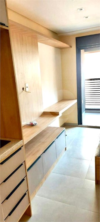 Apartamento à venda com 1 quarto em Jardim das Acácias, São Paulo, SP