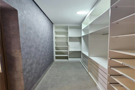 Casa à venda com 3 quartos, sendo 1 suíte, no condomínio Mantova, Indaiatuba - SP