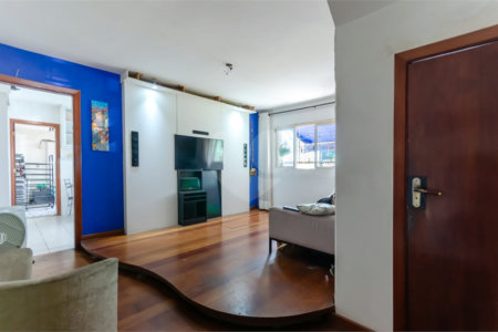 Sobrado à venda ou para alugar com 4 quartos, sendo 1 suíte, em Vila Anglo Brasileira, São Paulo, SP