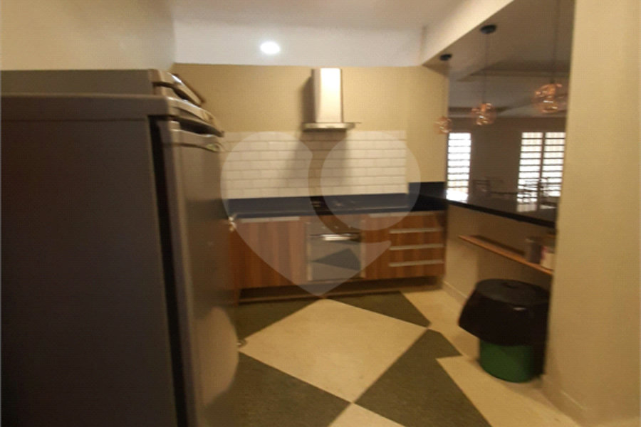 Casa à venda com 3 quartos, sendo 1 suíte, no condomínio Barbará II, São Paulo - SP