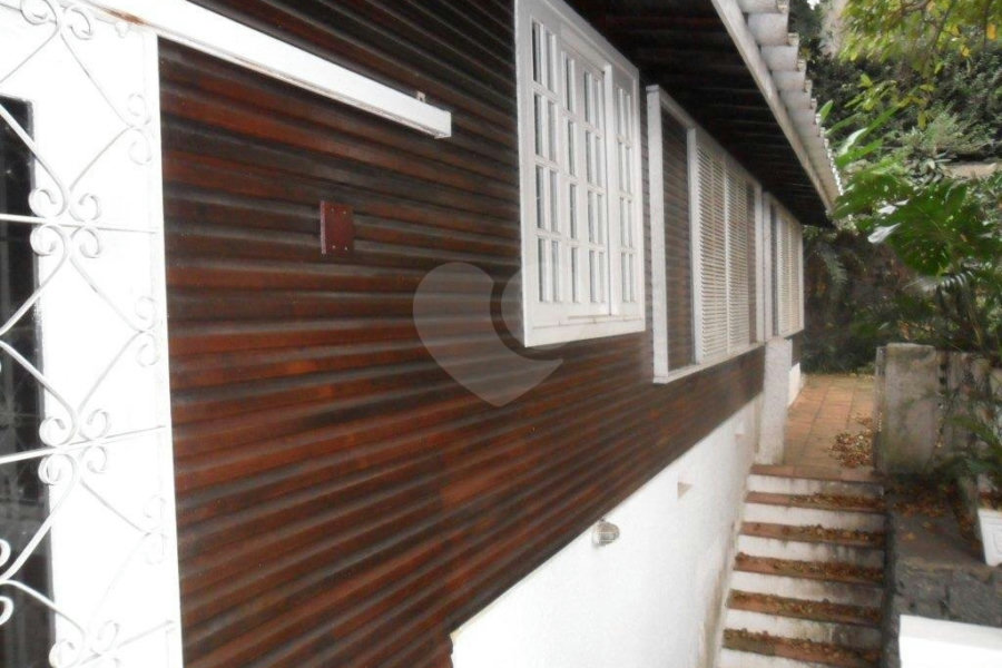 Sobrado à venda com 3 quartos, sendo 1 suíte, em Vila Albertina, São Paulo, SP