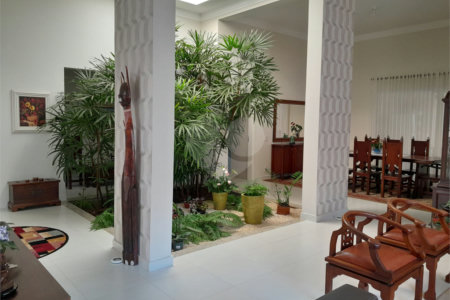 Casa à venda com 5 suítes no condomínio Ipe Velho, Vinhedo - SP