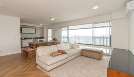 Apartamento à venda com 2 suítes em Santo Amaro, São Paulo, SP