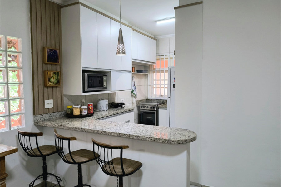 Casa à venda com 4 suítes em Roseira, Mairiporã, SP