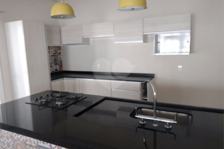 Indaiatuba- Recreio Internacional Viracopos - Terreno com 1000 ms - construido 200 ms - Sobrado com 3 dorms, 1 suite, Ar condicionado nos quartos e sala, cozinha com armários, cooktop, ampla varanda - Quiosque com churrasqueira e piscina , playground, garagem, deposito - R$ 1.500.000,00 - não ace