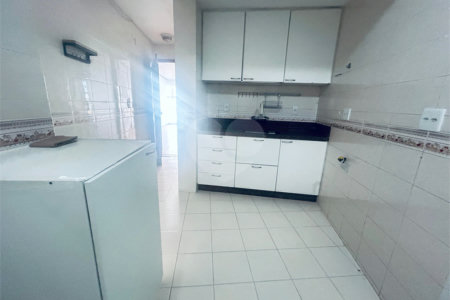 Apartamento à venda com 3 quartos, sendo 1 suíte, em Lagoa, Rio de Janeiro, RJ