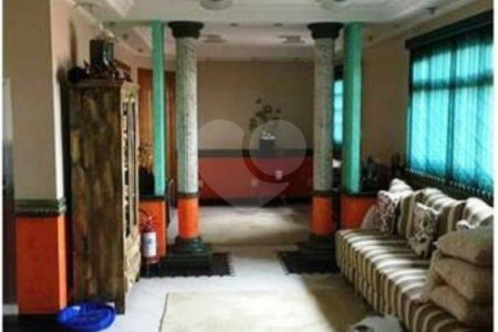 Sobrado à venda com 9 quartos, sendo 4 suítes, em Vila Maria Alta, São Paulo, SP