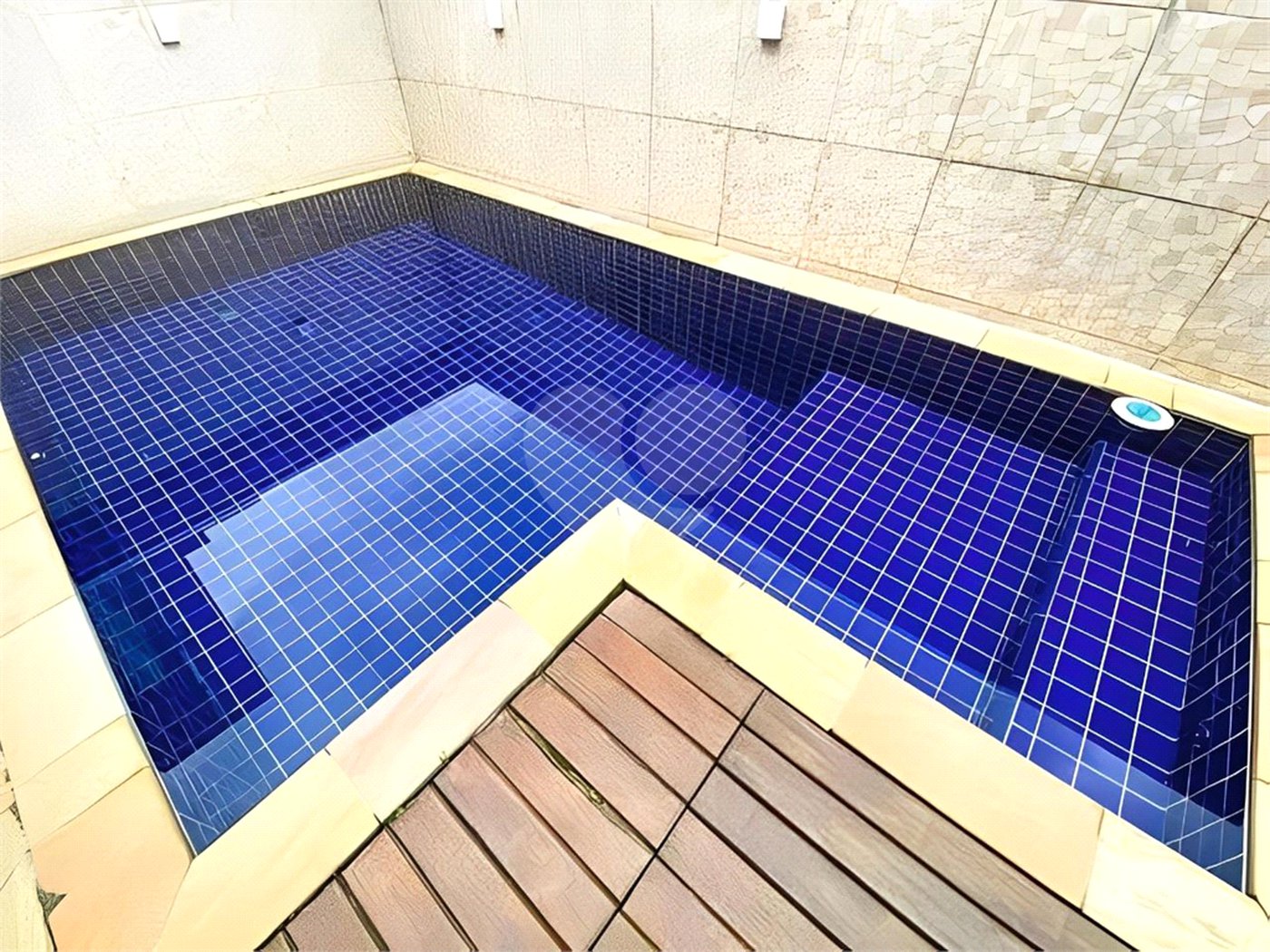Casa à venda com 3 quartos, sendo 1 suíte, no condomínio Morada da Praia, Bertioga - SP