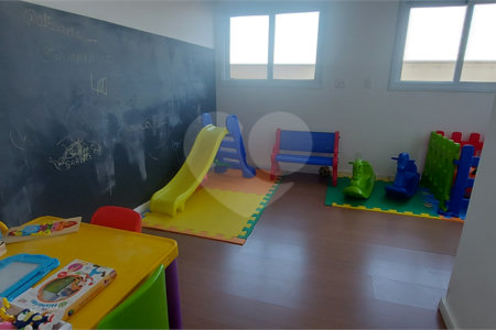Apartamento à venda com 3 quartos, sendo 1 suíte, em Vila Lucy, Sorocaba, SP