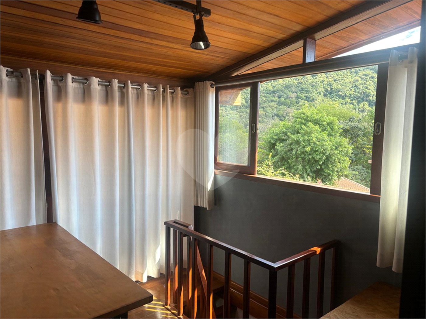 Casa à venda com 2 quartos no condomínio Altos do Boa Vista, São Roque - SP
