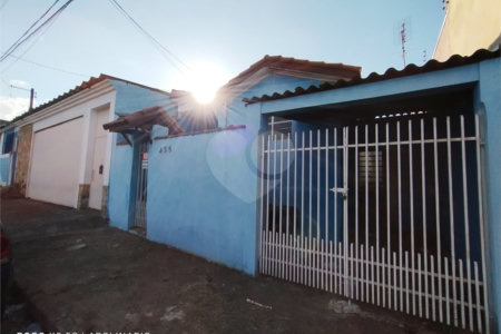 Casa à venda com 3 quartos em Vila Monteiro, Itapetininga, SP