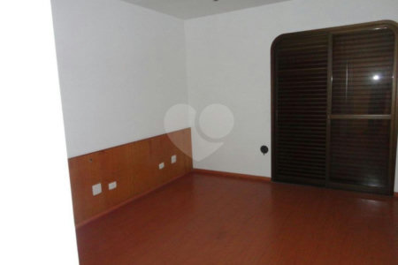 APARTAMENTO PARA VENDA OU LOCAÇÃO COM 6 DORMITÓRIOS ALTO PADRÃO