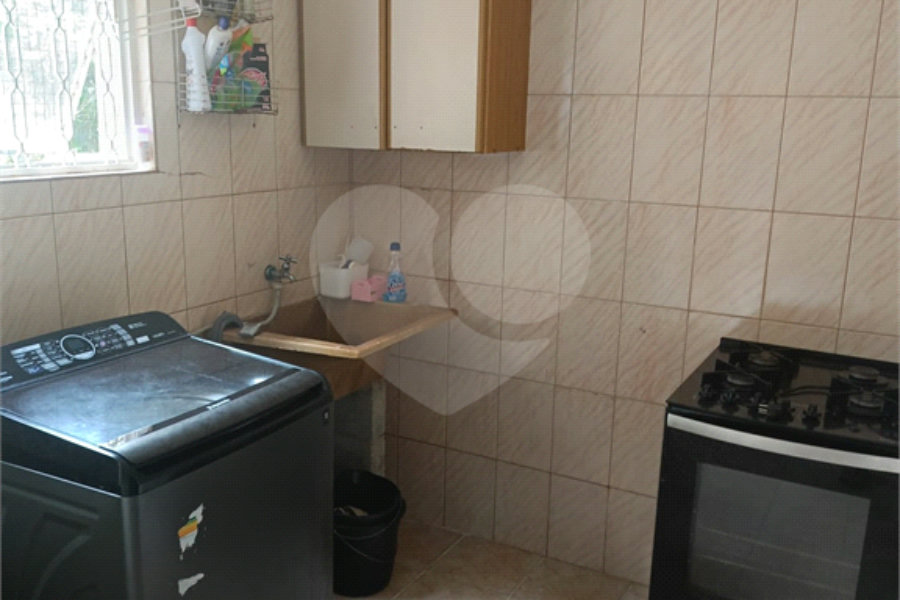 Casa à venda com 4 quartos, sendo 2 suítes, no condomínio Residencial Parque Cerros Verdes, Mairiporã - SP
