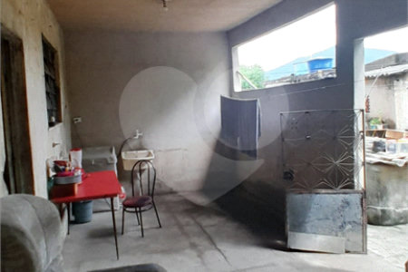 Casa à venda com 2 quartos em Campo Grande, Rio de Janeiro, RJ