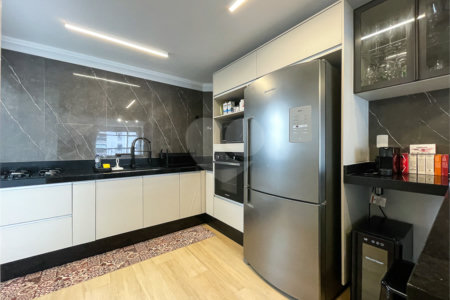 Apartamento à venda com 2 quartos, sendo 1 suíte, em Mirandópolis, São Paulo, SP