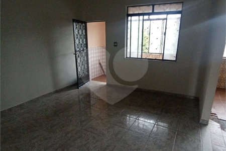 Sobrado para alugar com 2 quartos em Campo Grande, Rio de Janeiro, RJ