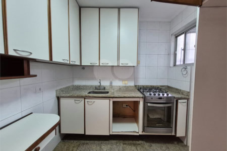 Apartamento à venda com 3 quartos em Vila Pompéia, São Paulo, SP