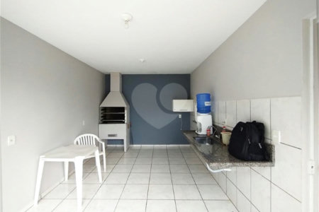 Casa à venda com 3 quartos, sendo 1 suíte, no condomínio Rio das Pedras, Salto - SP