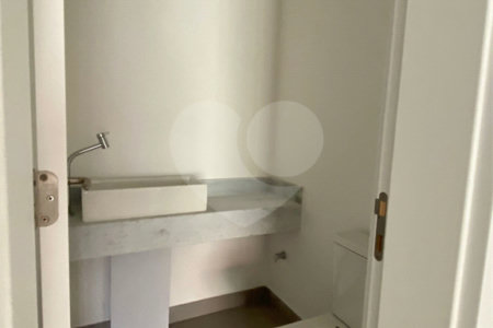 Apartamento à venda com 2 suítes em Vila Mariana, São Paulo, SP