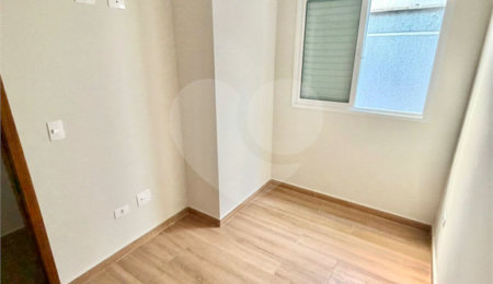 Sobrado à venda com 3 quartos, sendo 1 suíte, em Vila Mazzei, São Paulo, SP