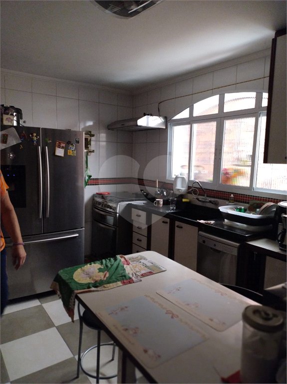 Sobrado à venda com 3 quartos, sendo 1 suíte, em Tremembé, São Paulo, SP