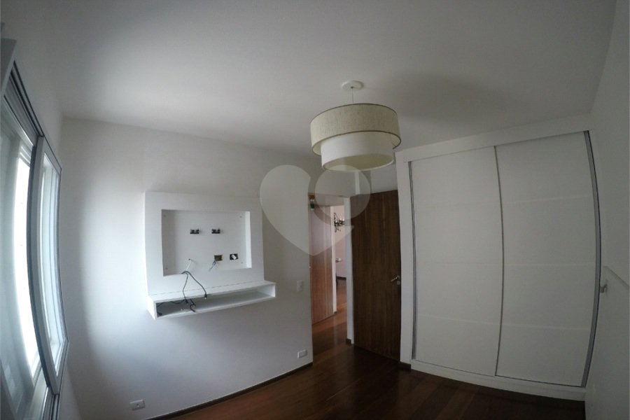 Apartamento para alugar com 2 quartos, sendo 1 suíte, em Campo Belo, São Paulo, SP