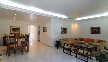 Casa à venda com 5 quartos, sendo 3 suítes,  em Jardim Vila Mariana, São Paulo, SP