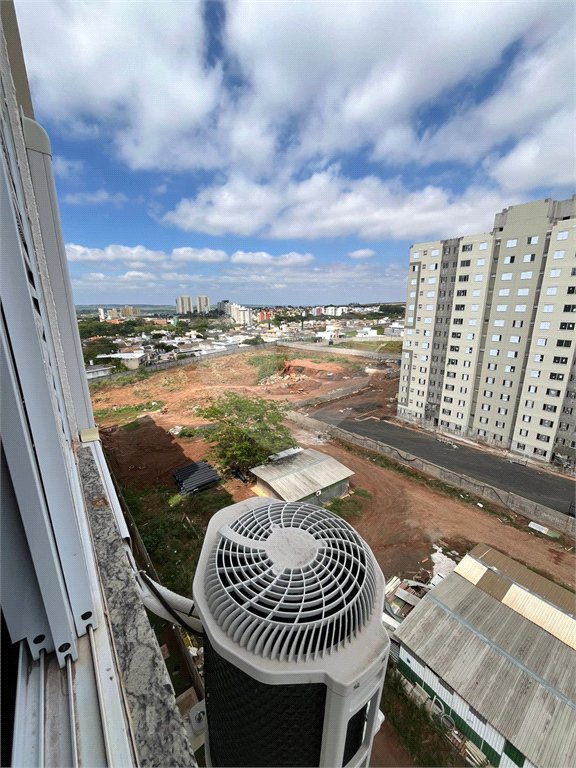 Oportunidade Única no Monte dos Pinheiros – Um lar completo esperando por você