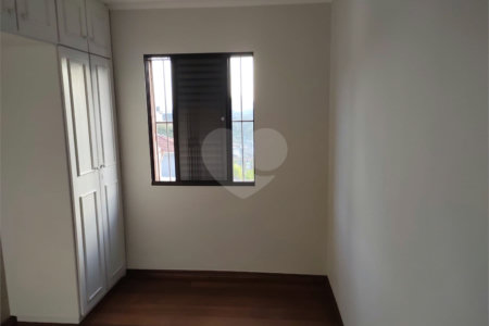 AMPLO APARTAMENTO COM LAZER