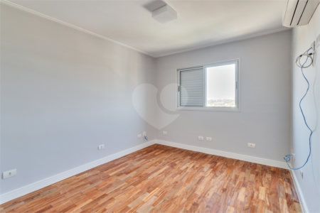 Apartamento à venda com 2 quartos, sendo 1 suíte,  em Santo Amaro, São Paulo, SP