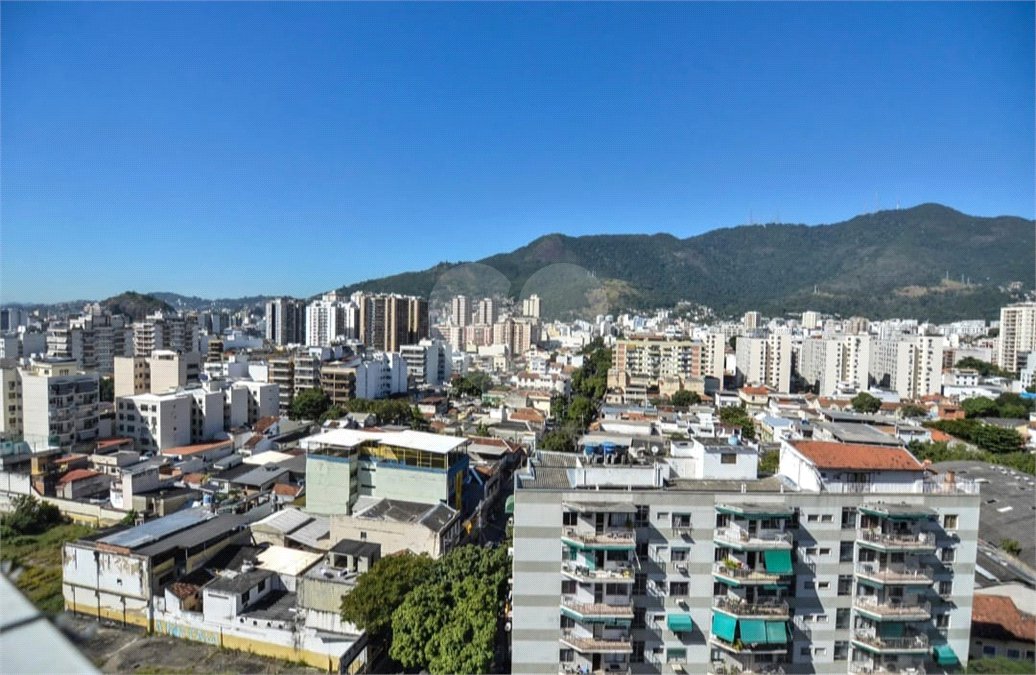 Cobertura à venda com 3 quartos, sendo 1 suíte,  em Vila Isabel, Rio de Janeiro, RJ