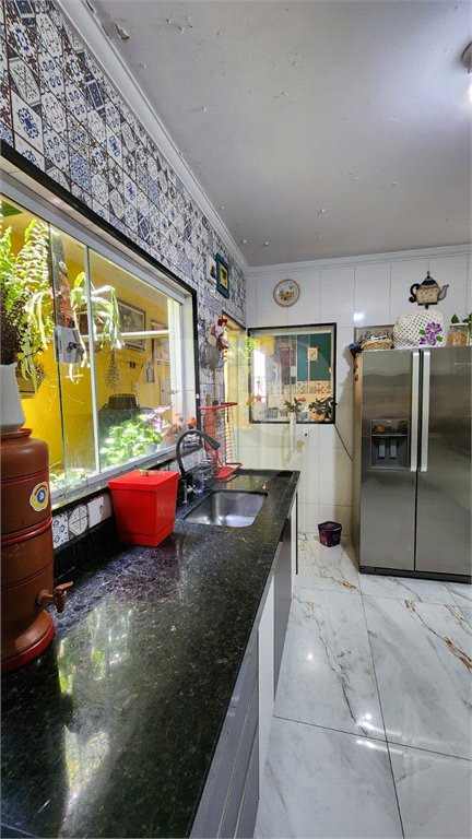 Sobrado à venda com 4 quartos, sendo 1 suíte, em Vila Romão, Salto, SP