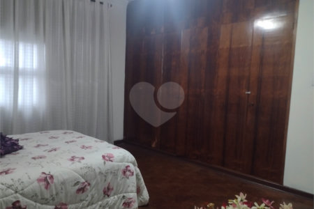 Sobrado à venda com 6 quartos, sendo 1 suíte, em Vila Medeiros, São Paulo, SP
