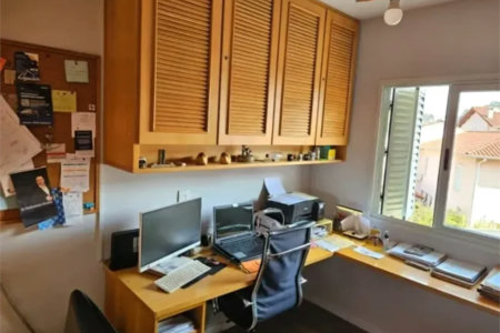 Casa à venda com 3 quartos, sendo 2 suítes, no condomínio Vila Borghese, São Paulo - SP
