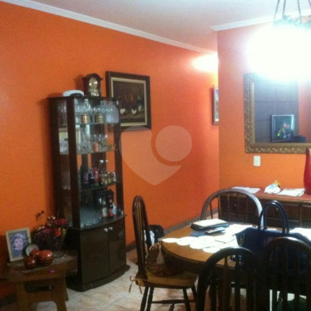Sobrado à venda com 3 quartos, sendo 1 suíte, em Vila Nivi, São Paulo, SP