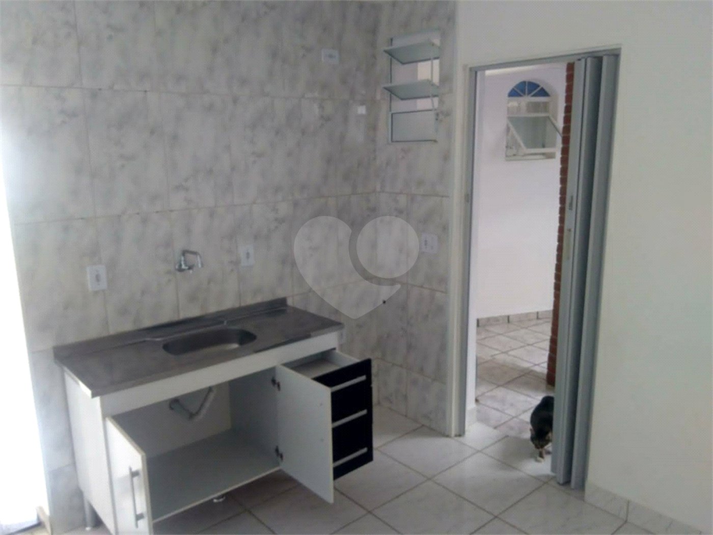 Sobrado à venda com 4 quartos, sendo 1 suíte,  em Jardim Pacaembu, Jundiaí, SP