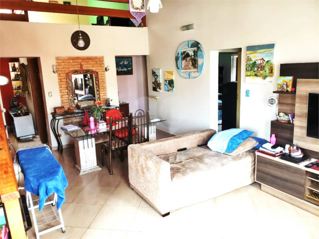 Sobrado à venda com 4 suítes em Vila Guilherme, São Paulo, SP