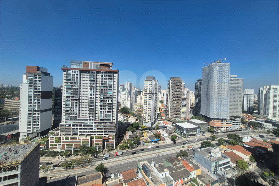 Apartamento para alugar com 2 suítes em Brooklin, São Paulo, SP