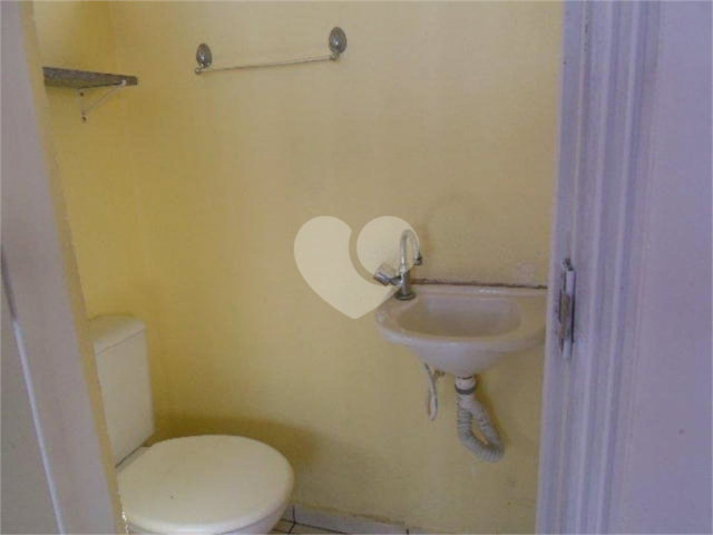 Casa em condomínio para alugar com 3 quartos, sendo 1 suíte,  em Vila Isolina Mazzei, São Paulo, SP