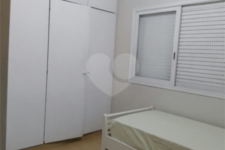 Apartamento à venda com 3 quartos, sendo 1 suíte,  em Pinheiros, São Paulo, SP