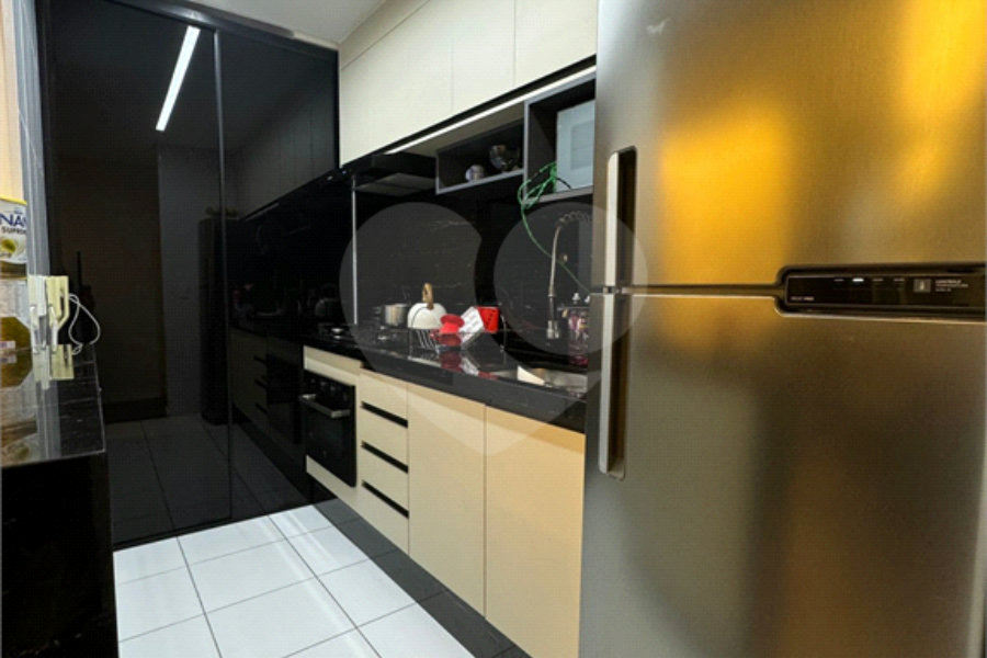 Apartamento à venda com 2 quartos, sendo 1 suíte,  em Jardim Flor da Montanha, Guarulhos, SP