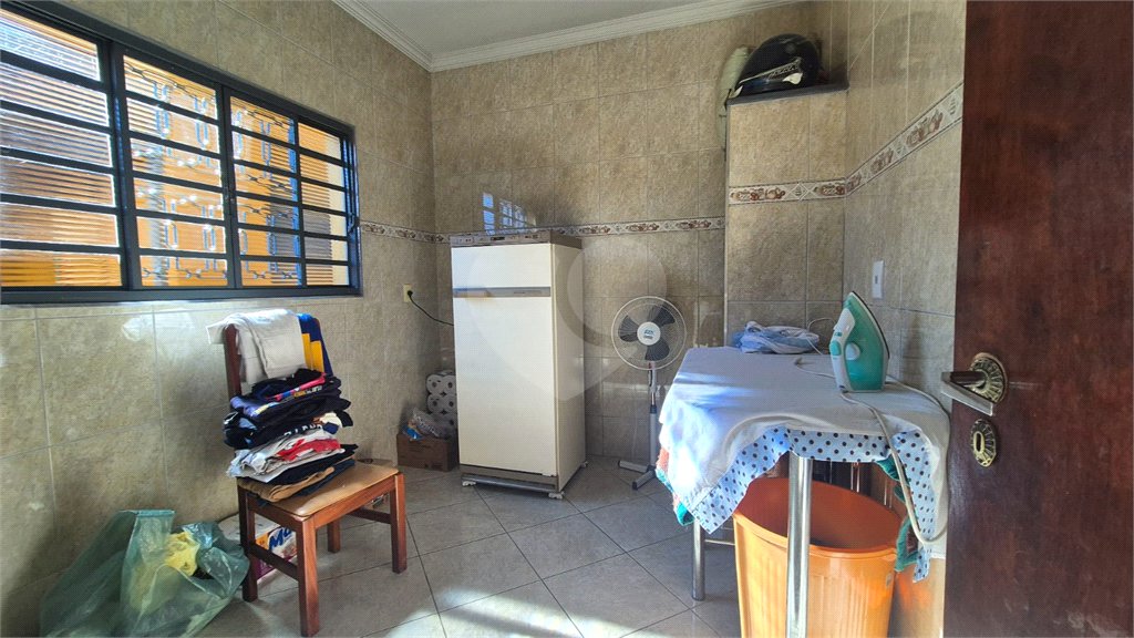 Casa à venda com 3 quartos, sendo 1 suíte, em Vila Angélica, Sorocaba, SP