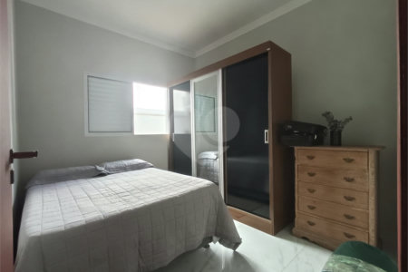 Casa à venda com 3 quartos, sendo 1 suíte,  no condomínio Ipes 2, Tatuí - SP