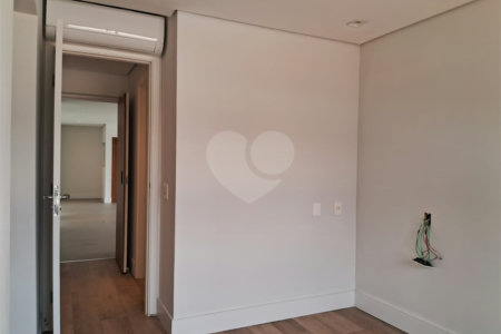 Apartamento à venda com 2 suítes em Bela Aliança, São Paulo, SP