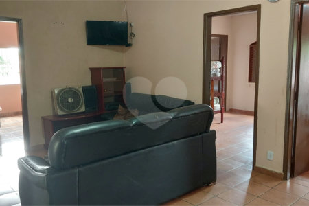 Chácara à venda com 4 quartos no Centro, Araçoiaba da Serra, SP