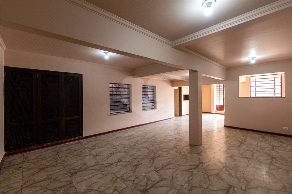 Casa à venda com 4 quartos, sendo 2 suítes, em Perdizes, São Paulo, SP