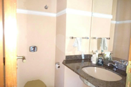 Apartamento à venda com 3 suítes em Aclimação, São Paulo, SP
