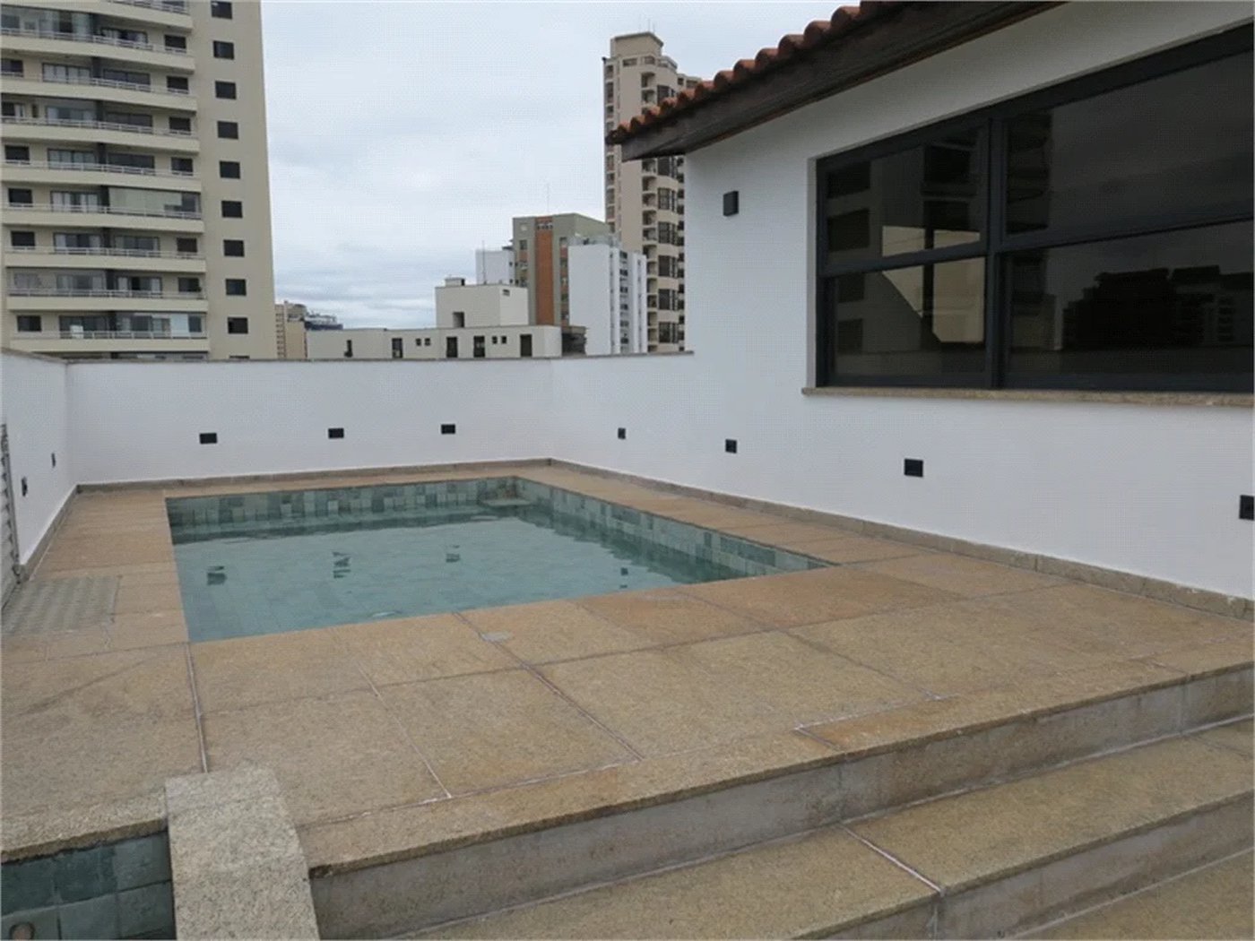 Cobertura à venda com 4 quartos, sendo 2 suítes,  em Vila Suzana, São Paulo, SP