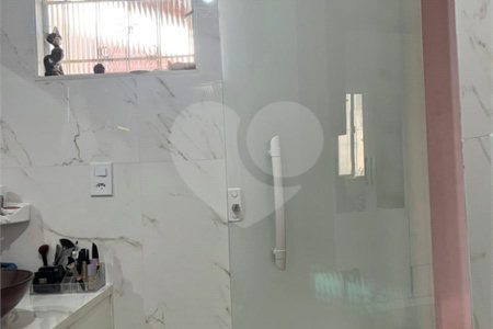 Casa à venda com 2 quartos, sendo 1 suíte,  em Caminho de Búzios, Cabo Frio, RJ