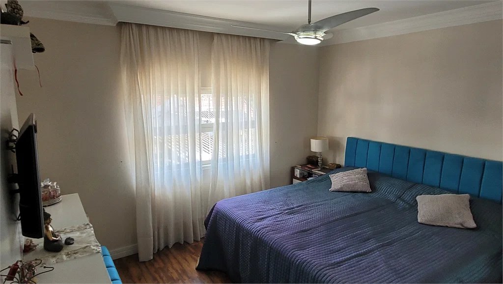 Sobrado à venda com 4 quartos, sendo 3 suítes, em Brooklin Paulista, São Paulo, SP